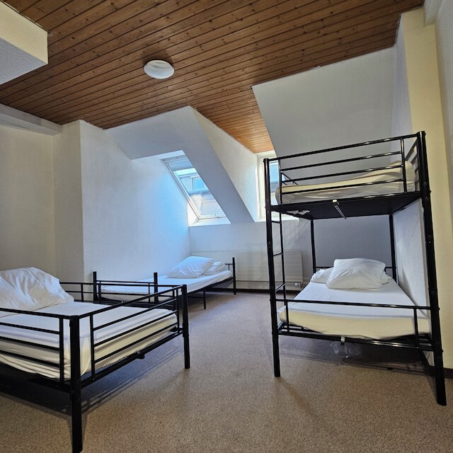 ポップアップ ホステル トレインステーション チューリッヒ HB