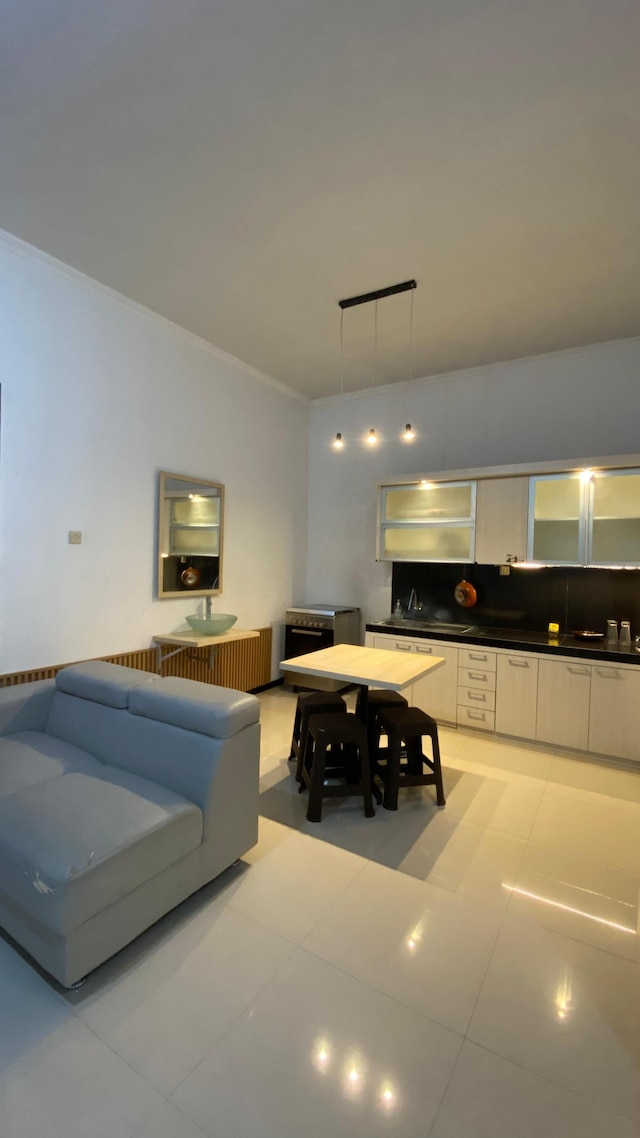 オマ クロン マリオボロ