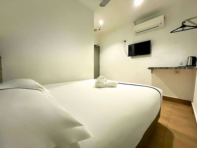 スマイル ホテル ダマンサラ トロピカル