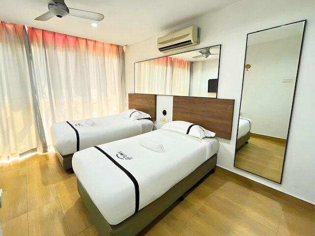 スマイル ホテル ダマンサラ トロピカル