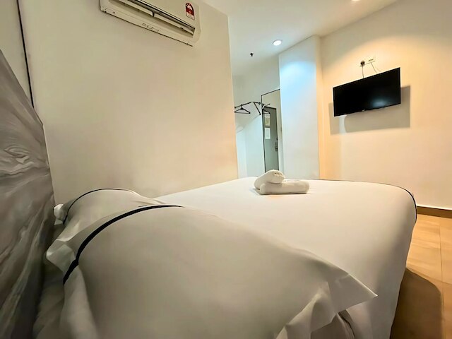 スマイル ホテル ダマンサラ トロピカル