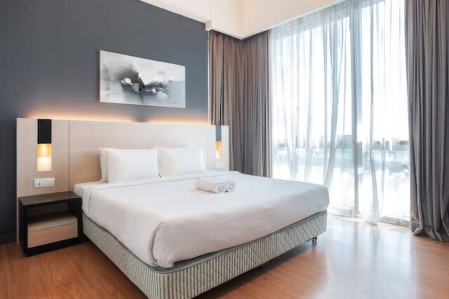 スイス ガーデン レジデンシズ by エミリー