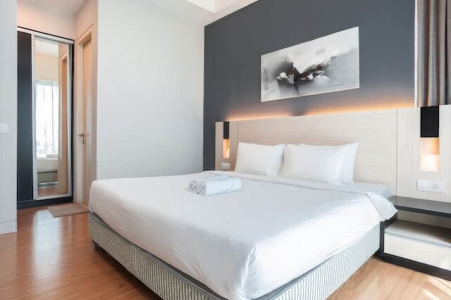 スイス ガーデン レジデンシズ by エミリー