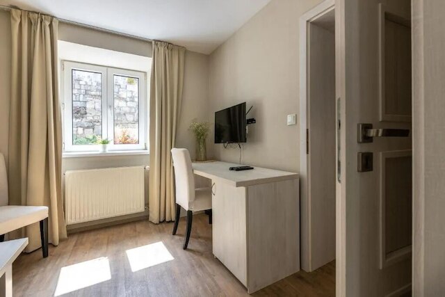 アパートマーニー ウ パヴラ