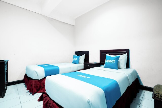 サルティカ ホテル