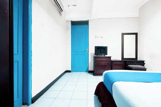 サルティカ ホテル