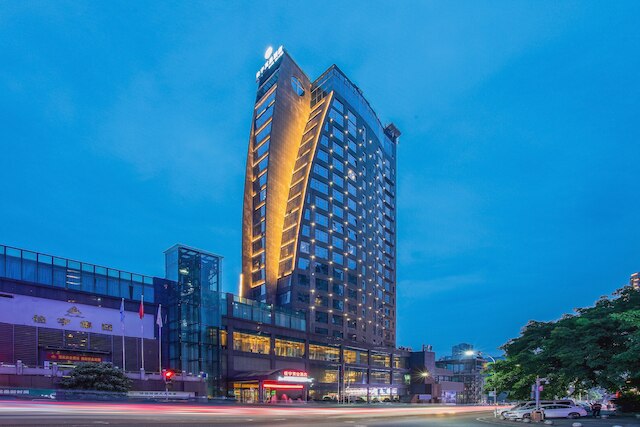 Chongqing jiayu emperor hotel