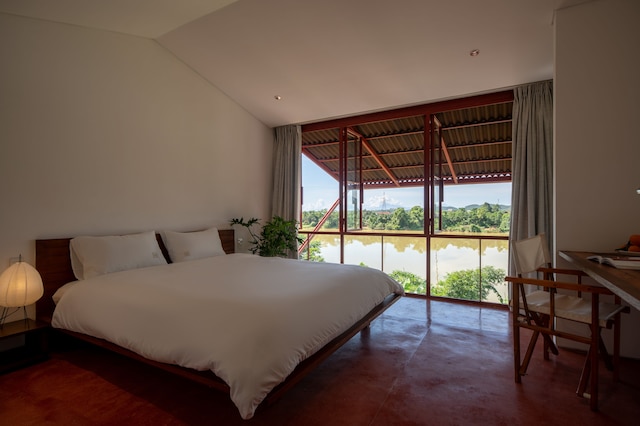 スカーレット パビリオン ホームステイ