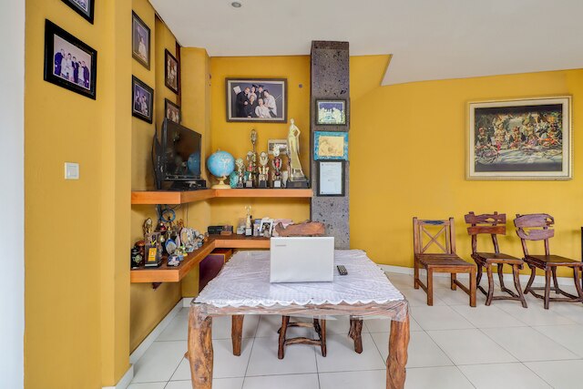 コレクション O バリ ニア デサ マス ウブド