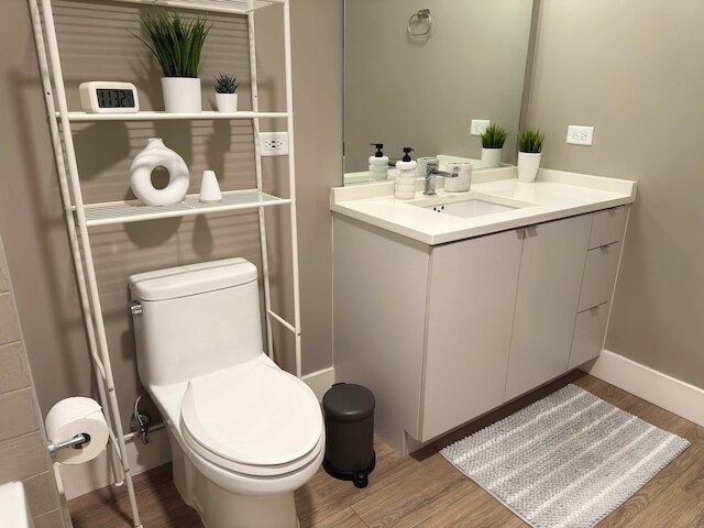 ニュー アップスケール ダウンタウン サンディエゴ ステイ クイーン ベッド プール サウナ