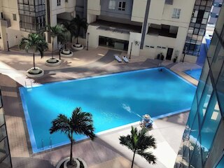 L1 ツインベッド ステイケーション イン ボニファシオ グローバル シティ