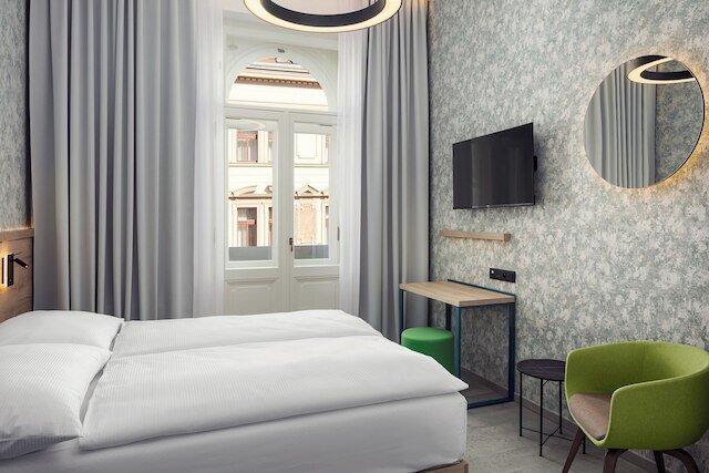 EA ホテル モーメント セルフ チェックイン