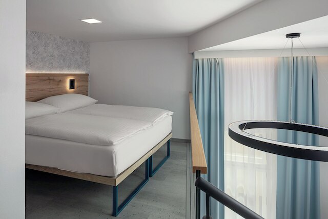 EA ホテル モーメント セルフ チェックイン