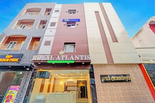 ファブホテル ロイヤル アトランティス スタジオ アパートメンツ