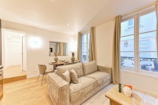 マグニフィセント エアコンディションド フラット ギャラリーズ ラファイエット