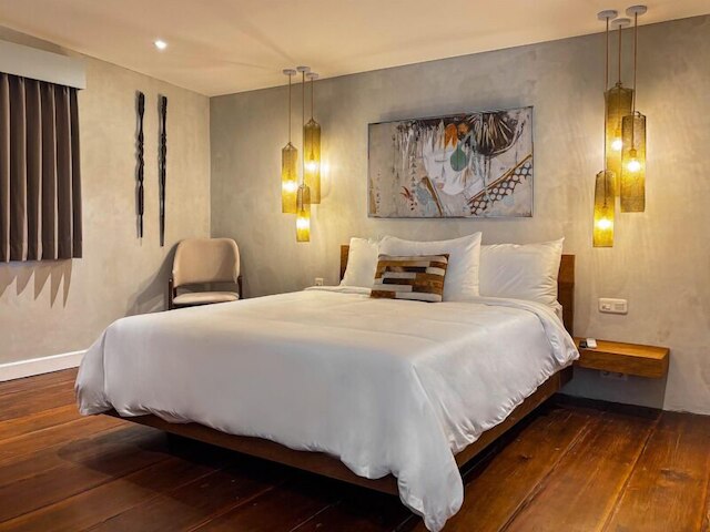 トロピカル タウンハウス 3 ベッドルームズ スミニャック