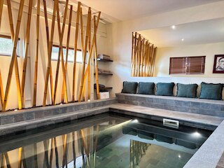 トロピカル タウンハウス 3 ベッドルームズ スミニャック