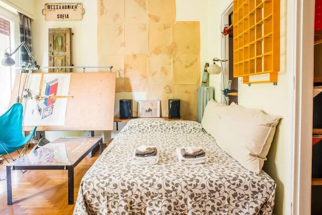 スペーシャス アパートメント ニア パルテノン フォー 6 パーソンズ