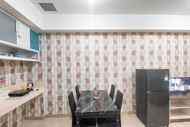 ゴージャス アンド ホーミー 1 ベッドルーム アパートメント アット ポドモロ シティ デリ メダン