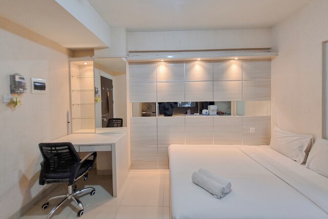 ウォーム スタジオ アット スチューデント キャッスル ジョグジャカルタ アパートメント