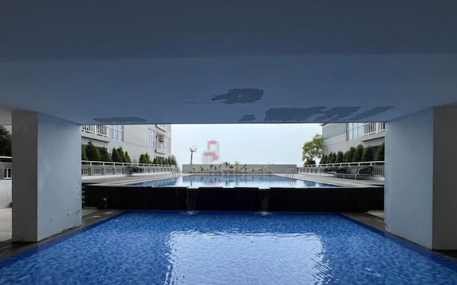 レストフル アンド ベスト ロケーション スタジオ アット タマン メラティ スラバヤ アパートメント