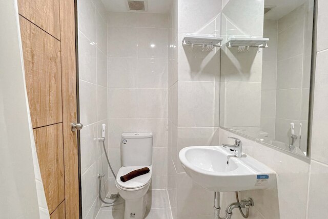 ベスト スタジオ アパートメント デルフト チプトラ マカッサル