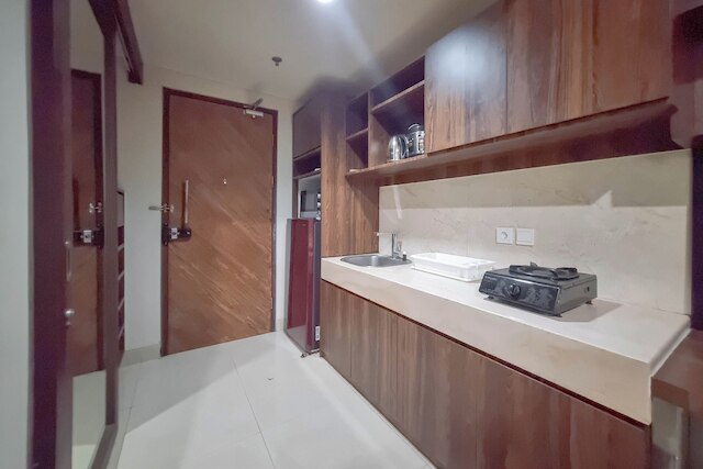 コージー ステイ 1ベッドルーム アット ウッタラ ザ アイコン アパートメント