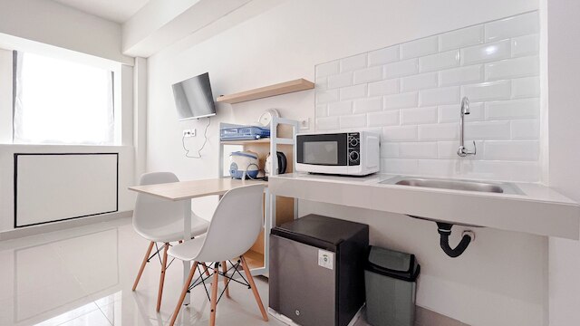 コンフォータブル スタジオ ルーム アパートメント (ノー キッチン) アット バンダラヤ タラサ シティ マカッサル