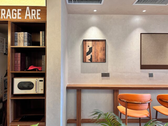 Shanghai Hills&Dengba XIHE Hotel