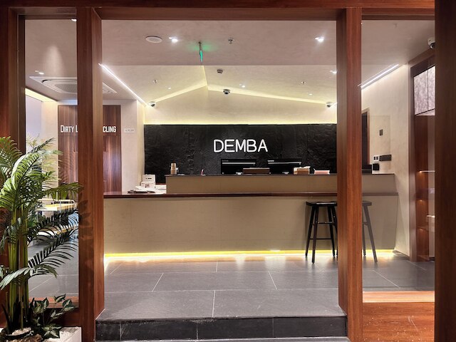 Shanghai Hills&Dengba XIHE Hotel