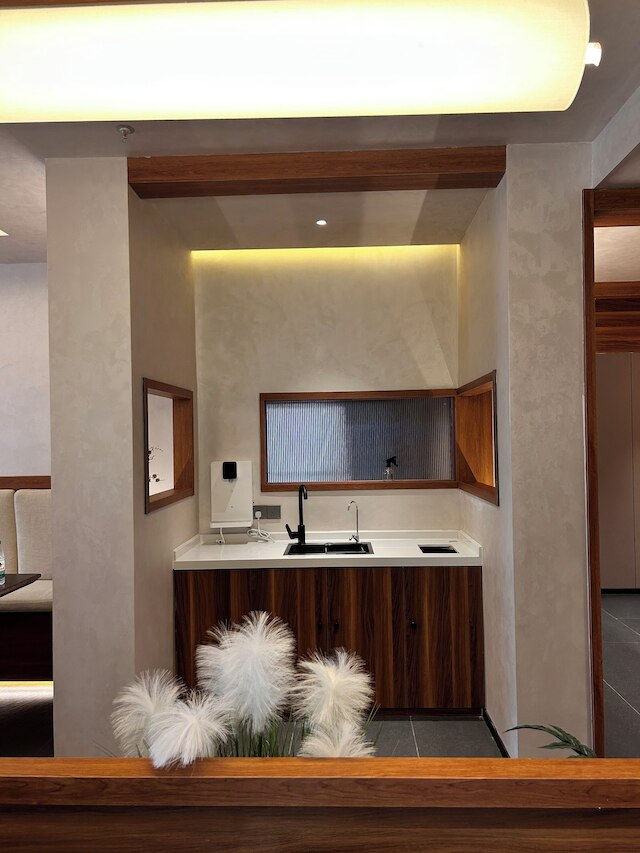 Shanghai Hills&Dengba XIHE Hotel