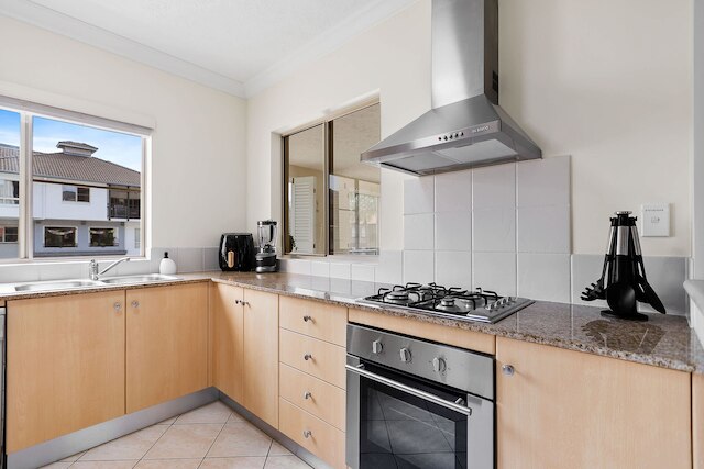 レイクサイド ラックス リトリート - プール ビュー BBQ スパ バス