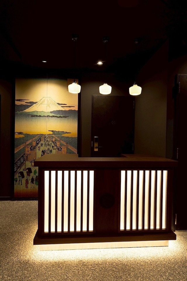 ホテル松の井　酒林