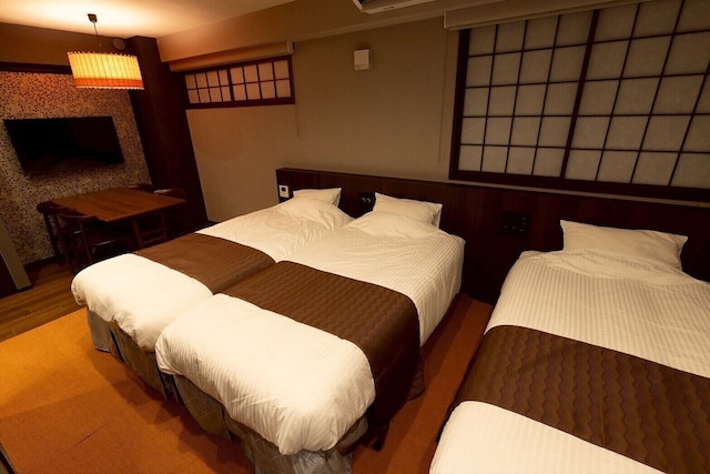 ホテル松の井　酒林