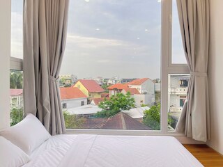 アドラ ホームステイ フエ