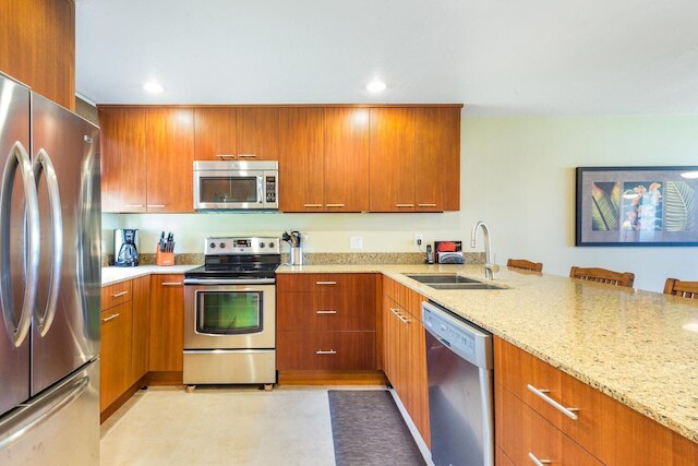 オーシャン アンド ゴルフ コース ビューズ - プール - vrKCV