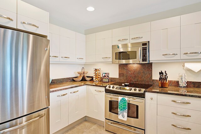 オーシャン ビュー - エアコン & WiFi - ウォーク トゥ ビーチ & ショッピング - Vrkcv