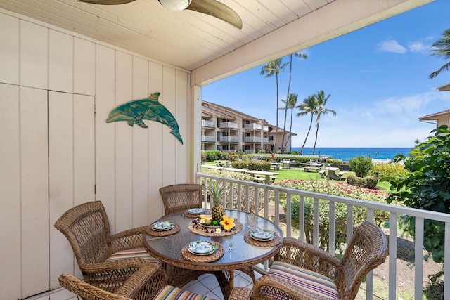 オーシャン ビュー - プール & BBQ エリア - Vrkcv