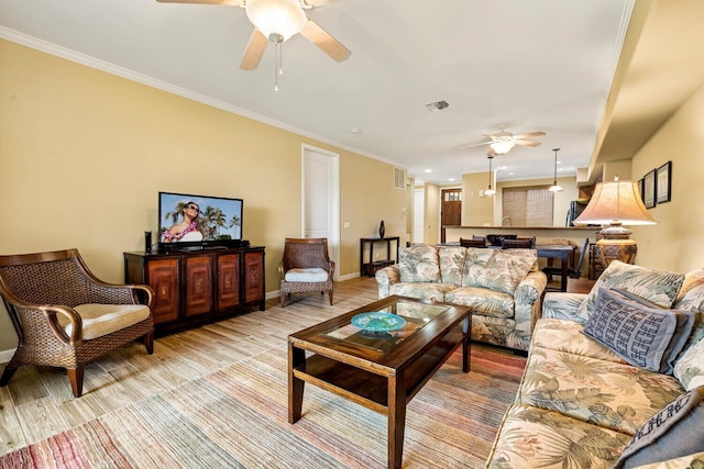 ワイコロア ビーチ ファン: コンシェルジュ, プールズ & ステップス トゥ ダイニング & A-ベイ - Vrkcv