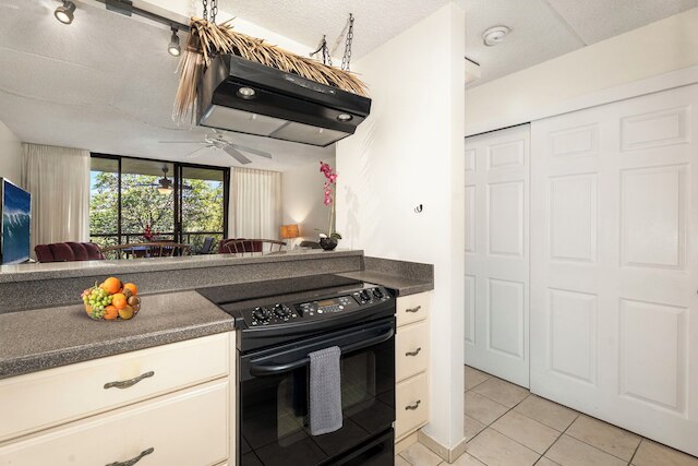 ハワイアン ユニット + ウォーキング ディスタンス トゥ タウン - エアコン & WiFi! - Vrkcv