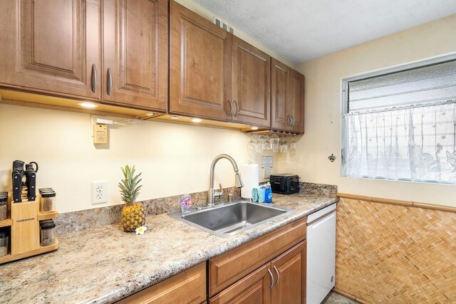 ステップス フロム ラナイ -> ビーチ - エアコン & WiFi - $ アフォーダブル - Vrkcv