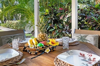 ステップス フロム ラナイ -> ビーチ - エアコン & WiFi - $ アフォーダブル - Vrkcv