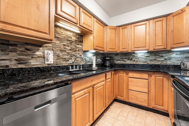 オーシャンフロント コンプレックス - アップデーテッド グラウンドフロア コンド ウィズ エアコン & 2 プールズ - Vrkcv