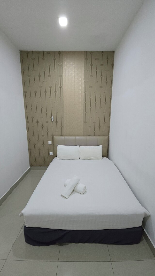 ワン ポイント ホテル エアポート クチン