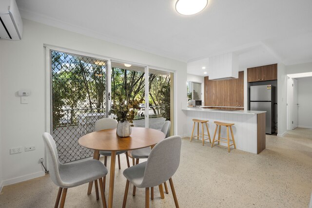 バーレイ ブリーズ 2 ベッド ビーチ ウォーク