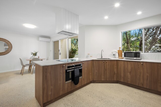 バーレイ ブリーズ 2 ベッド ビーチ ウォーク