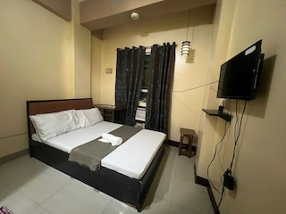 スーパー OYO 1151 AAM トランジエント アンド ゲストハウス