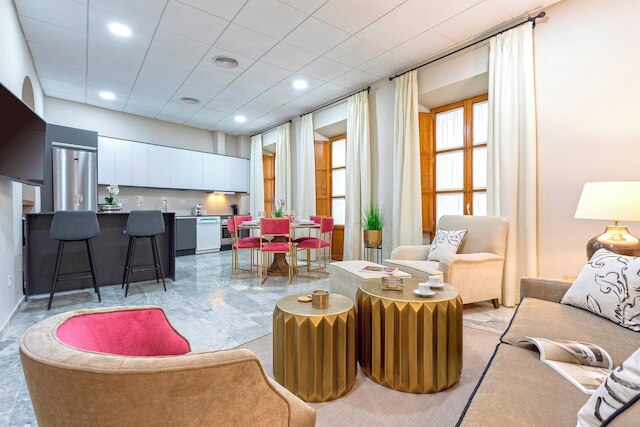 エレガント ステイ, プラサ デ ラス テンディージャス II