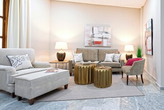 エレガント ステイ, プラサ デ ラス テンディージャス II