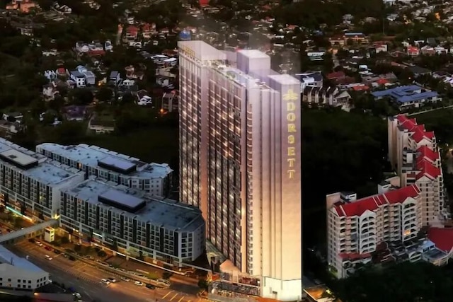 ドーセット ハータマス スカイプール & チル